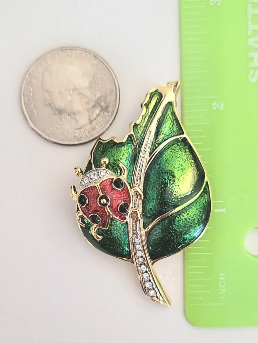 Vintage Gold Tone Green Red Enamel Rhinestone 